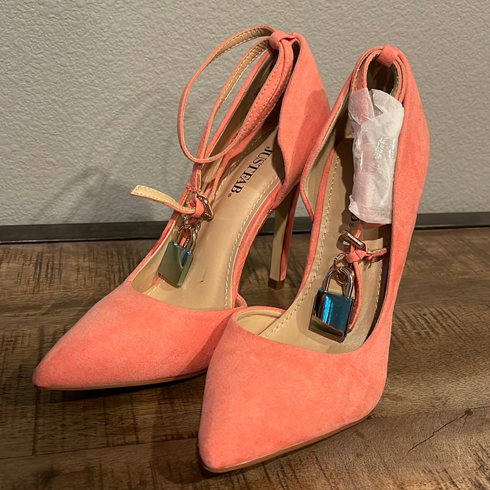 JustFab Pink heels with Ankle strap. Size 7, Never Worn.